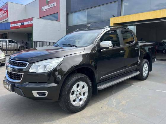 CHEVROLET S10 2.4 LTZ 4X2 CD 8V FLEX 4P MANUAL CHEVROLET S10 2.4 LTZ 4X2 CD 8V FLEX 4P MANUAL